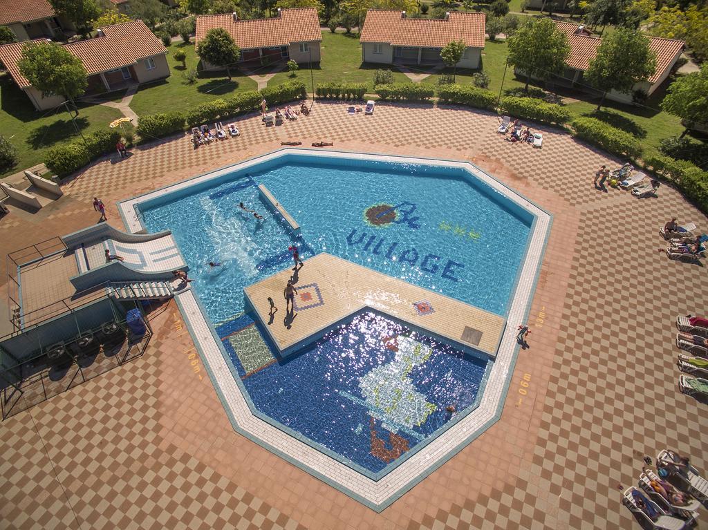Happy Camp Mobile Homes In Centro Vacanze Bi Village 파자나 외부 사진